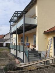 Erweiterung eines vorhandenen Balkones mit Einbindung der Terrasse